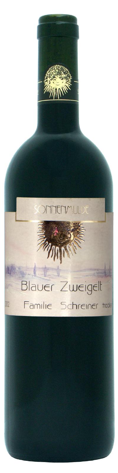 Eine Flasche Blauer Zweigelt