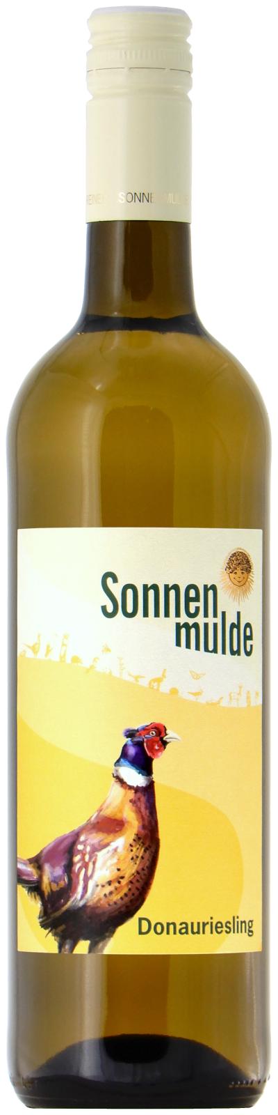 A bottle of Donauriesling